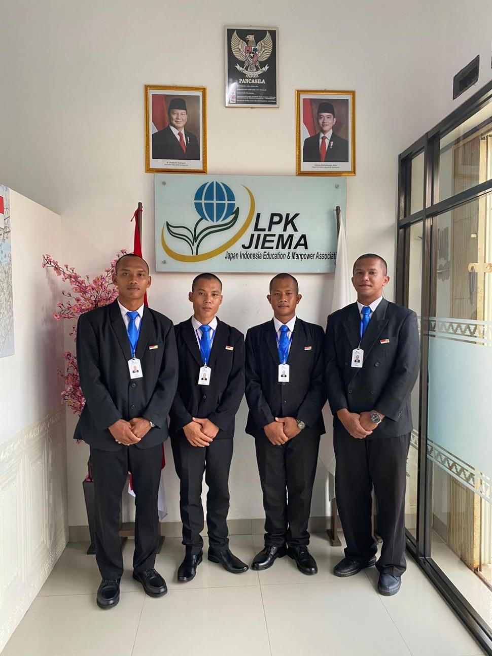 KEBERANGKATAN SISWA